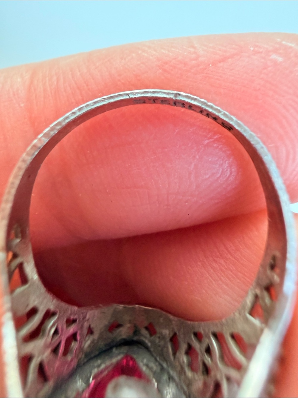 Antique Edwardian Pink-Red Sunburst Glass Filigree Marquise Ring - Picture 13 of 13